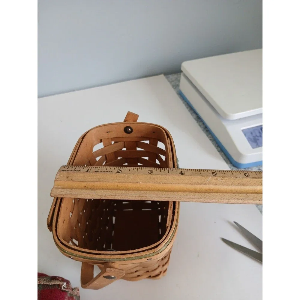 Longaberger 2006 Dresden Basket w Protector & Liner Signed Bottom